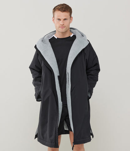 All Weather Robe | Black